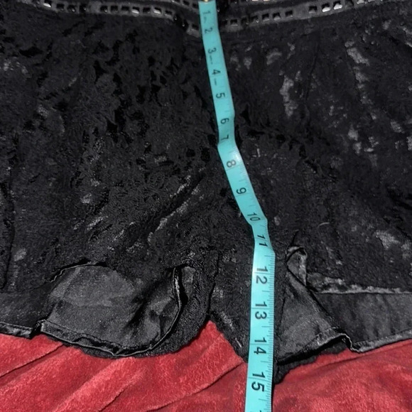 Baby phat Black Lace satin studded waist Shorts Sz 9 - Picture 5 of 12